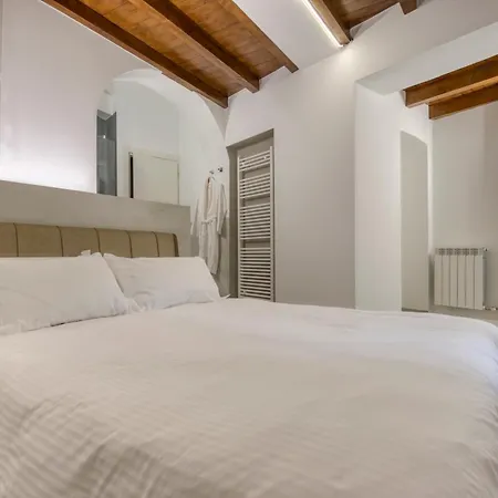 Palazzo Salvecchio Pensionat 4*