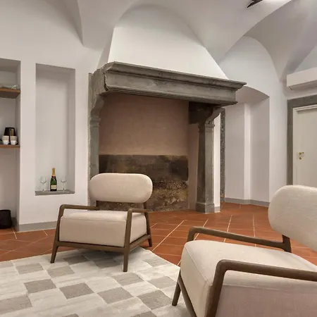 Affittacamere Palazzo Salvecchio *