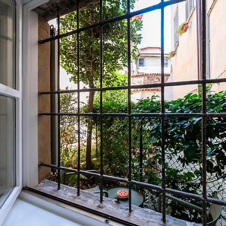 Palazzo Salvecchio Konukevi