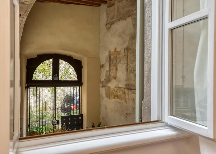 Palazzo Salvecchio Pensionat 4*