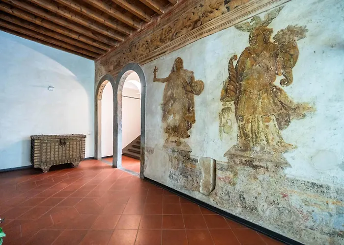 Pensionat Palazzo Salvecchio 4*